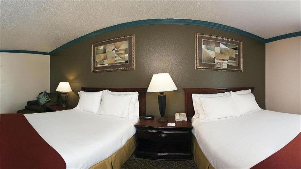 Holiday Inn Express & Suites Austin North Central, An Ihg Hotel Kültér fotó